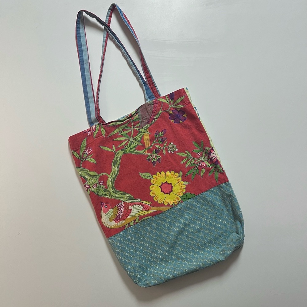 V&A Floral Patch Tote Bag from Victoria & Albert Museum- 100% Cotton- Like New